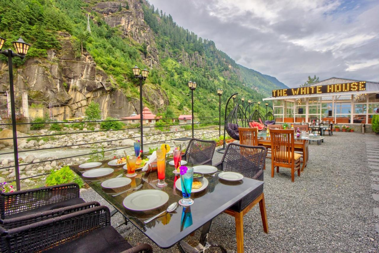 Paradise-The Whitehouse Cafe Manāli Exteriör bild
